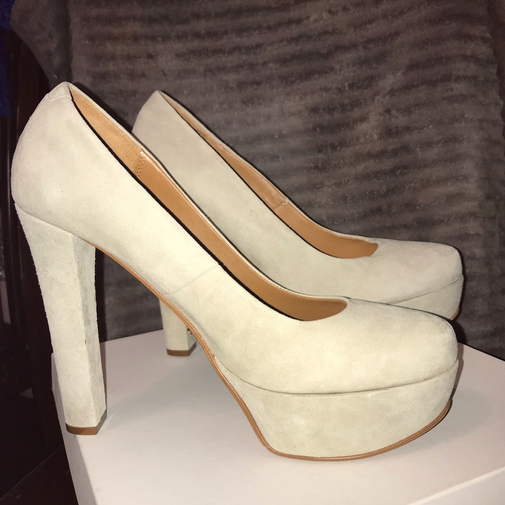 💛Rough Justice Heels💛